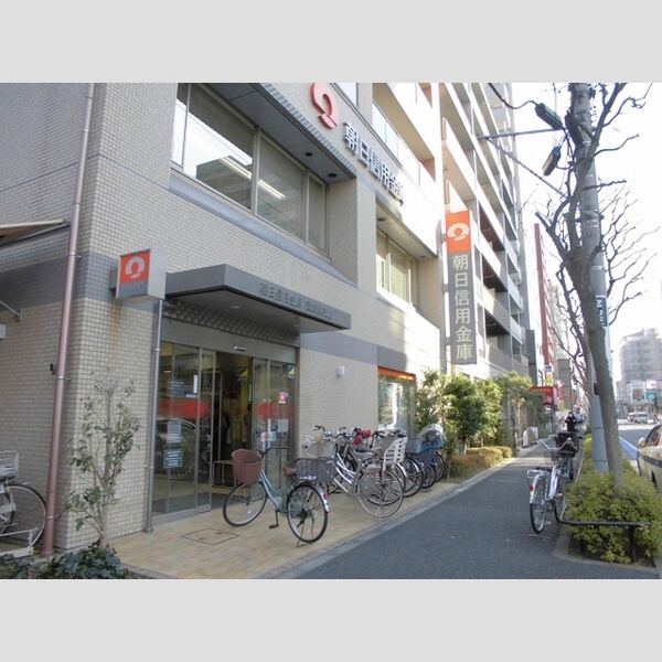 ブエナ カーサ 朝日信用金庫篠崎駅支店まで370m