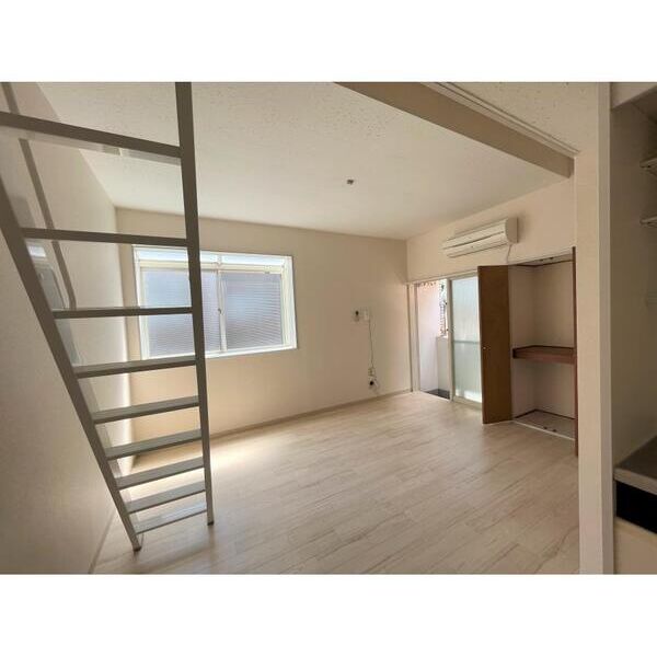 GAP桜丘 リビング