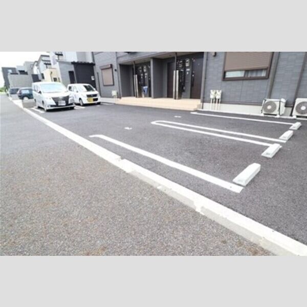ビエント 駐車場