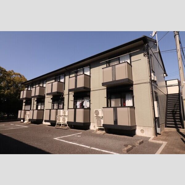 リヴェール105号室 建物外観