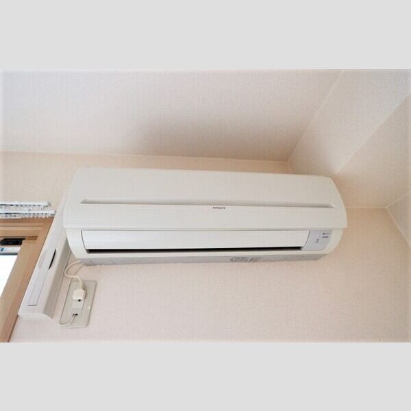 ヴィブレ・コンフォール202号室 エアコン