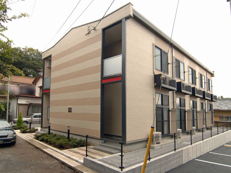 レオパレスたかみの外観画像