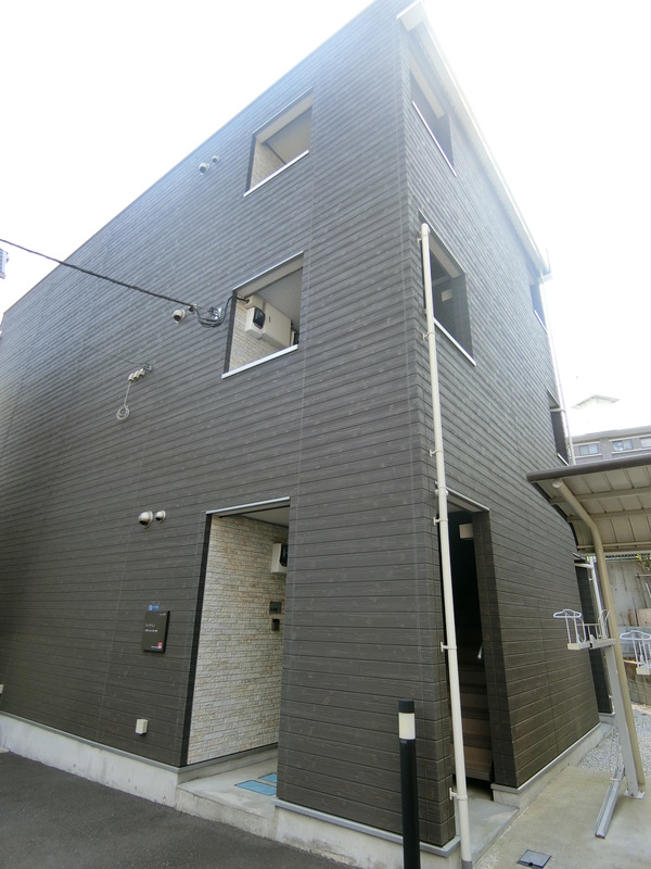 リブリ・ニューフィールⅡ1階 外観