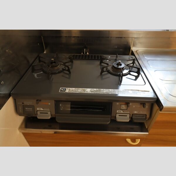 メゾンドゥ・ボヌール101号室 コンロ