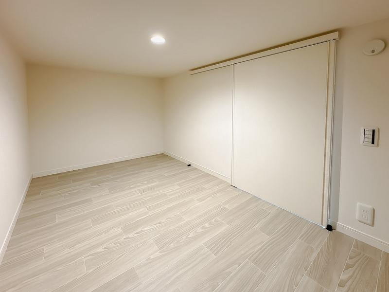 KAMULA 南2階 蔵収納