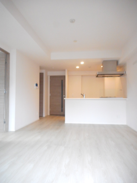 スカイステージ築地0502号室 リビング