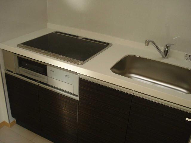 ＧＵＮ’ｓ　Ｈｏｕｓｅ　-ガンズ ハウス- キッチン