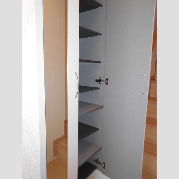 アリエッタ201号室 玄関