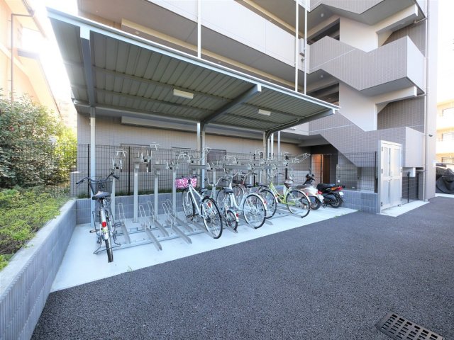 グランヴァンプレミアム川口8階 外観