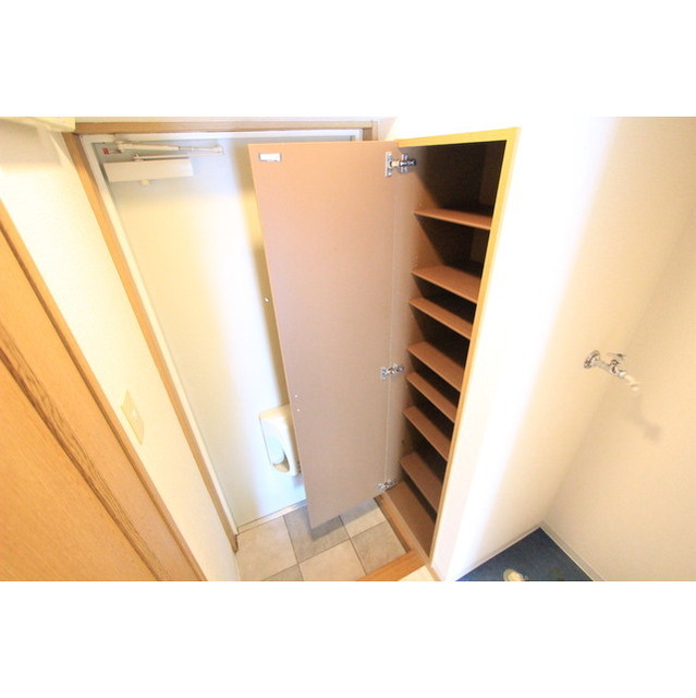 セレステ　ディオーサ204号室 同建物別部屋の参考画像