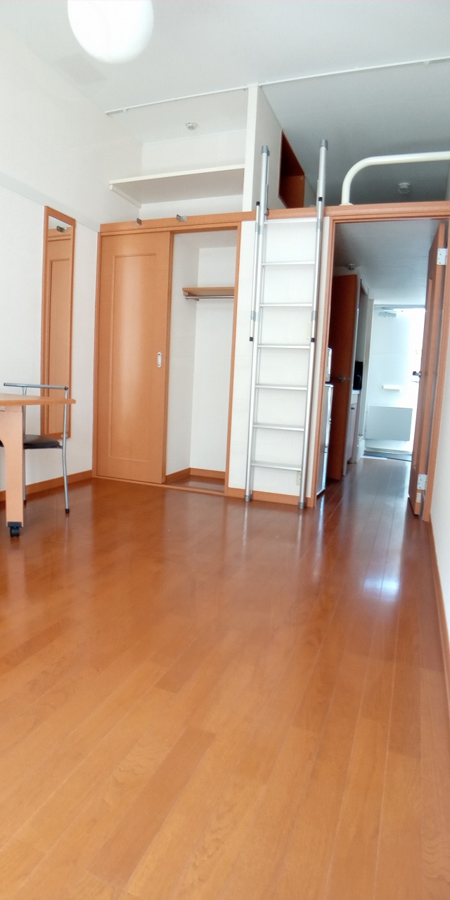 レオパレス川口東 リビング