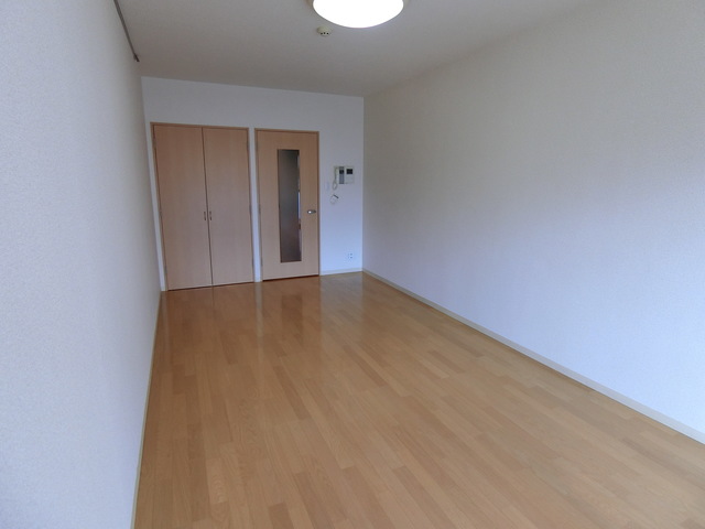 トラストコート立川0202号室 同建物別部屋の参考画像