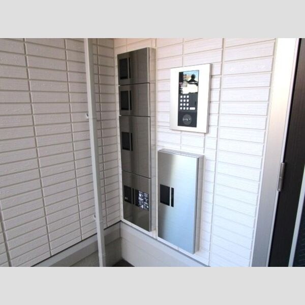 ソラーレ 宅配ボックス