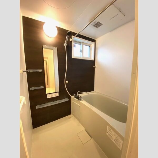 ガーデンハイツ 302号室　浴室