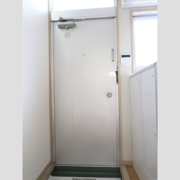 大沢ハイツ 玄関