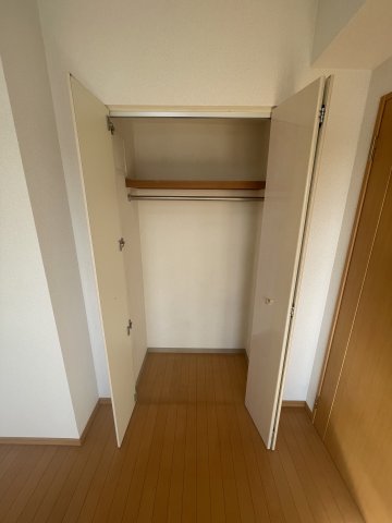 リーベスト東中山5階 収納