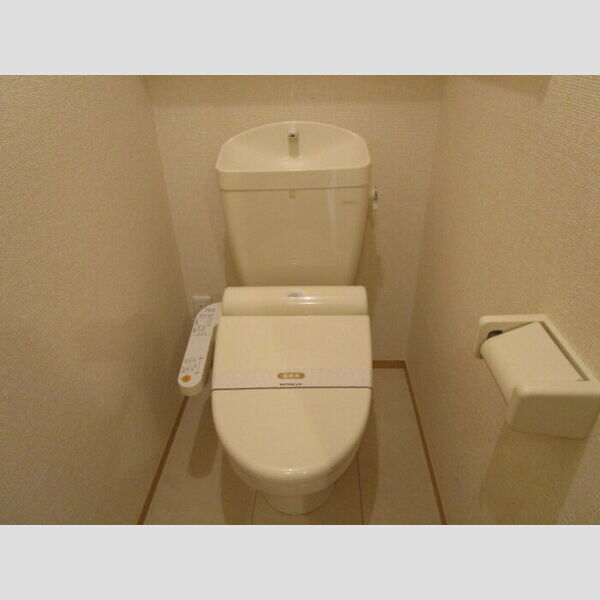 メゾン　ド　SATOMI　A棟101号室 2F温水洗浄暖房便座