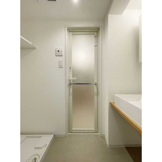 グランパセオ代々木上原0304号室 内観