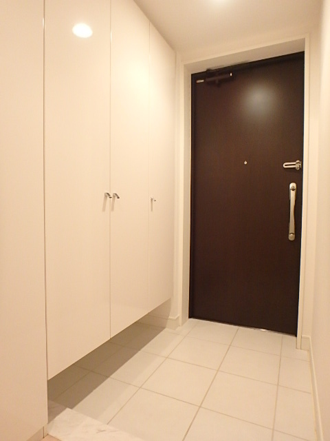 シティタワー品川13階 玄関