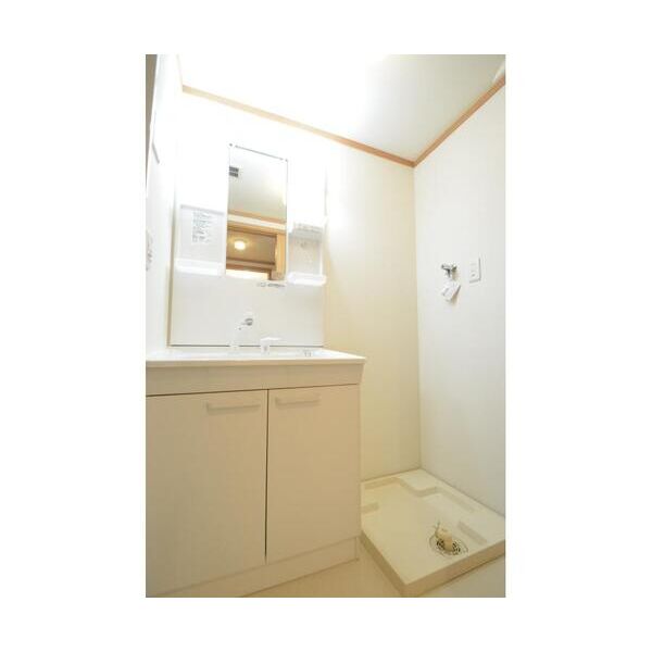 フォレストメゾン三河島 洗面