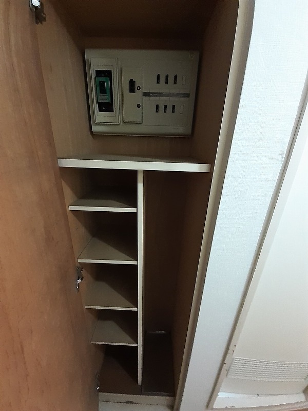 エスカイア千歳船橋 収納