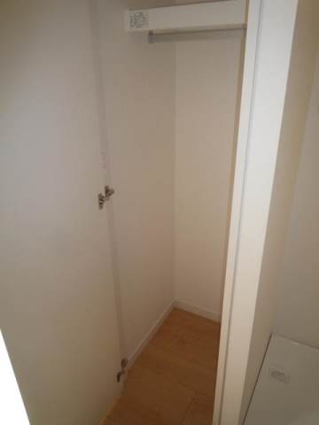 ソレイユ西国分寺2階 収納