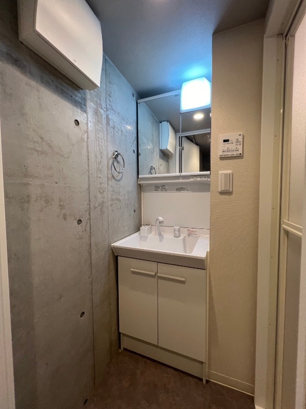 ロータス平和島East 洗面