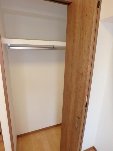 川口ガーデンハウス クローゼット