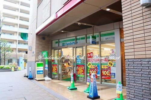 ｂ’ＣＡＳＡ金町ｒｅ-ｂｏｒｎ105号室 【コンビニエンスストア】ファミリーマート 金町六丁目店まで260ｍ