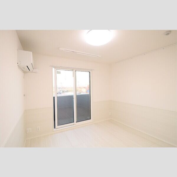 D-KISARIA　EⅠ301号室 洋室