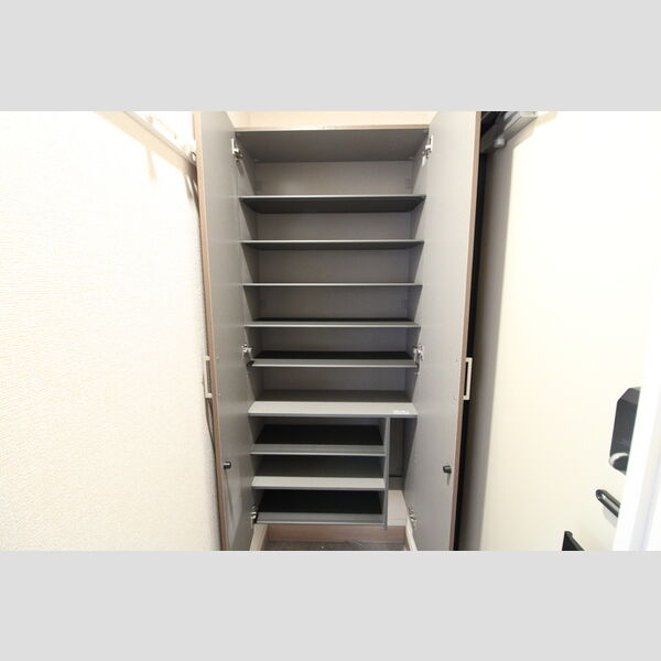 プログレンス能見台　B棟 シューズボックス