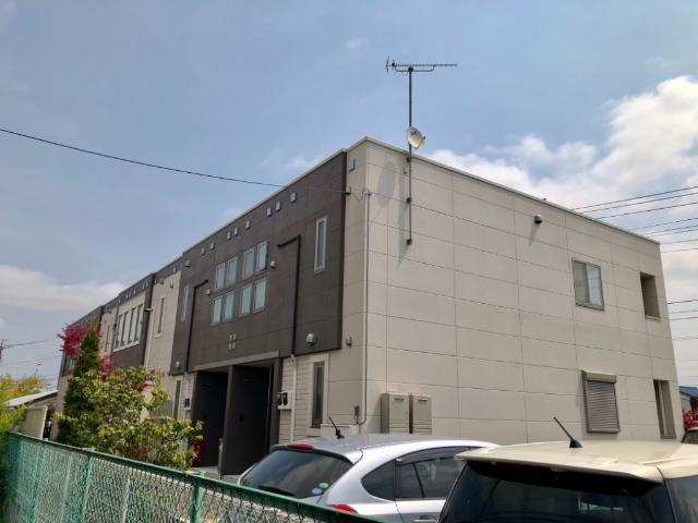 エイシーズ　コート 外観写真（昼）