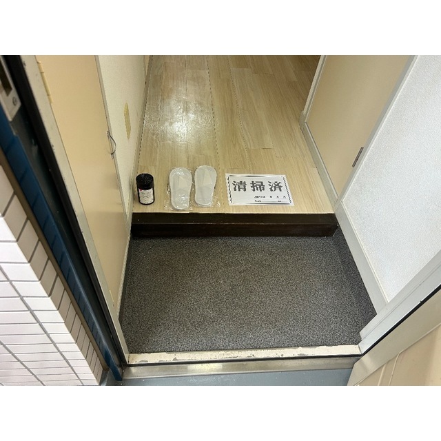 タリーハイム太田窪 玄関