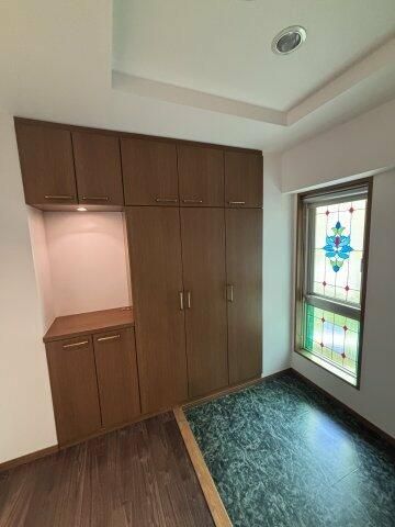 リバティハウス 玄関