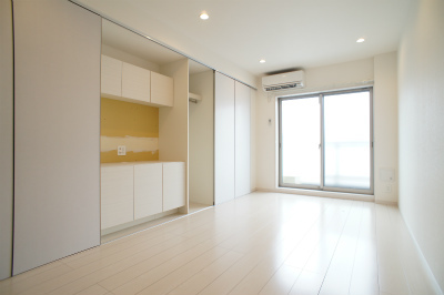 リブリ・Anela リビング