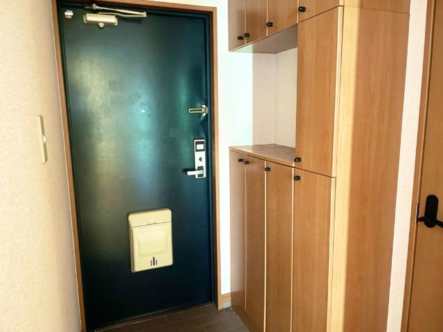 メゾンドリーム102号室 玄関