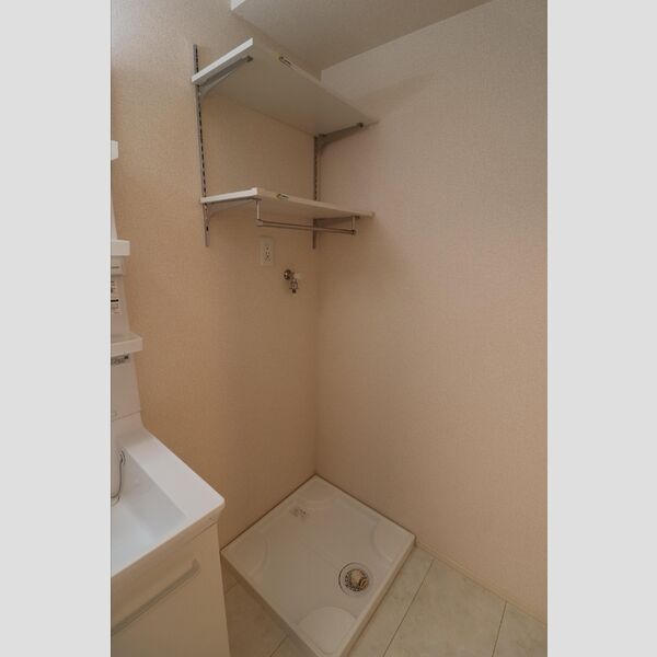 プリムヴェール　弐十五番館103号室 室内洗濯機置き場