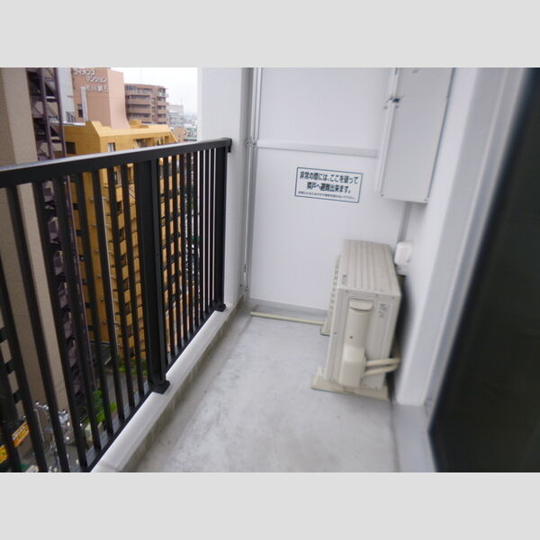 AKレジデンス本八幡905号室 バルコニー