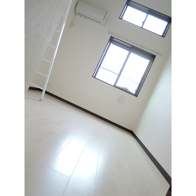 Girasol M 内観