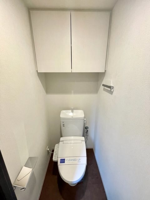 レジディア西小山1階 トイレ