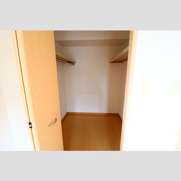 セルブランド　S棟・L棟 ウォークインクローゼット