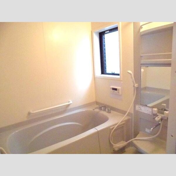 テラス原山 浴室　追い焚き機能付