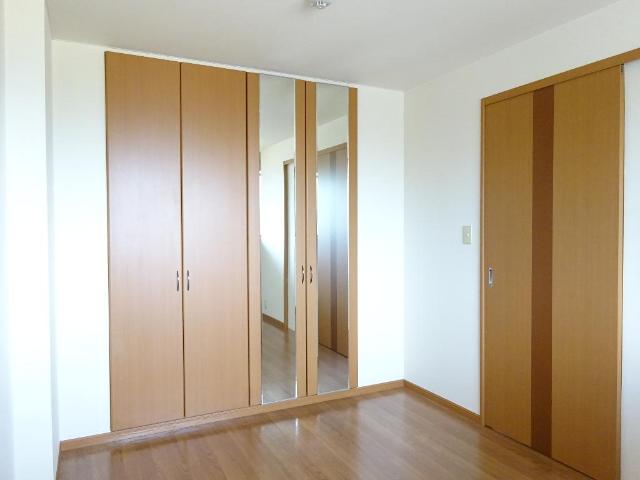 サンハイツ祐光 寝室