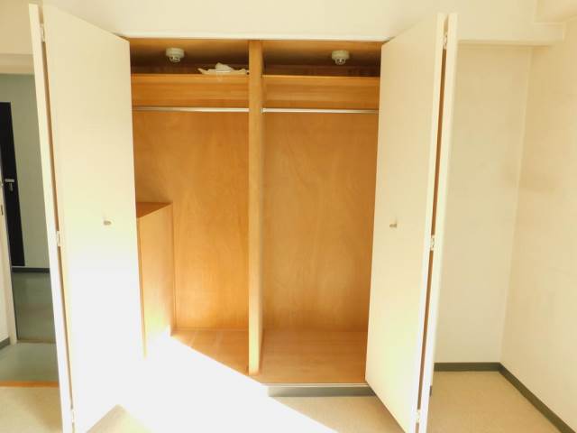 パティオ市ヶ尾2階 クローゼット