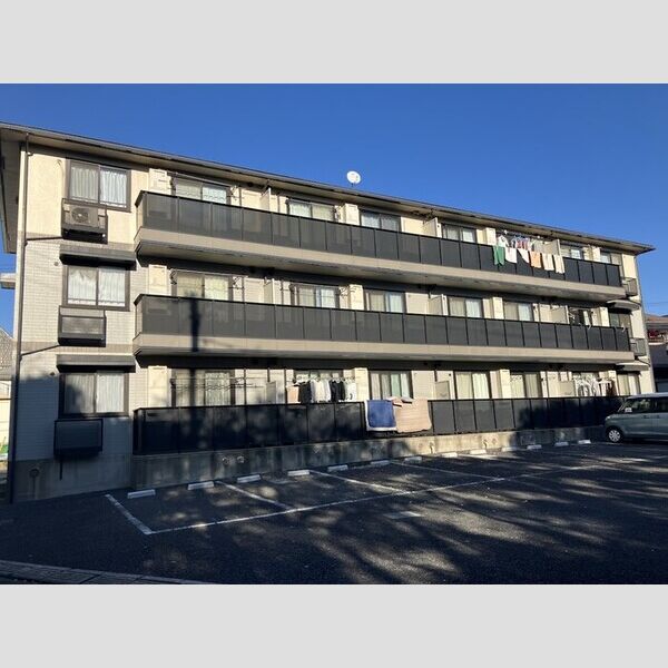 マースピア301号室 外観