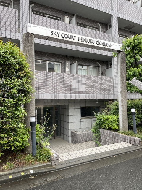 スカイコート新宿落合第6413号室 エントランス