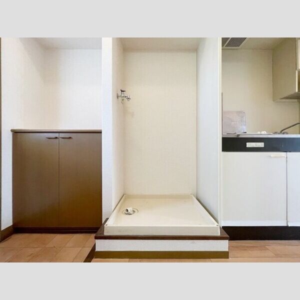 アンビションEIGHT201号室 同建物別部屋の参考画像