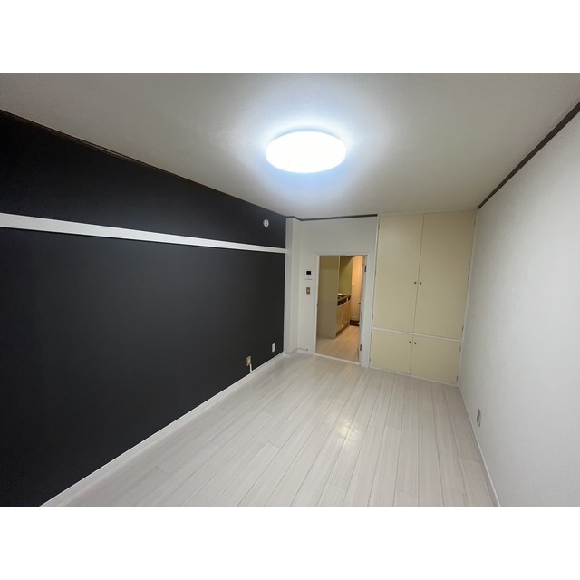 シャトーロマネ304号室 リビング