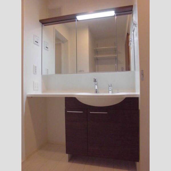 フェアリーシャトー303号室 洗髪洗面化粧台