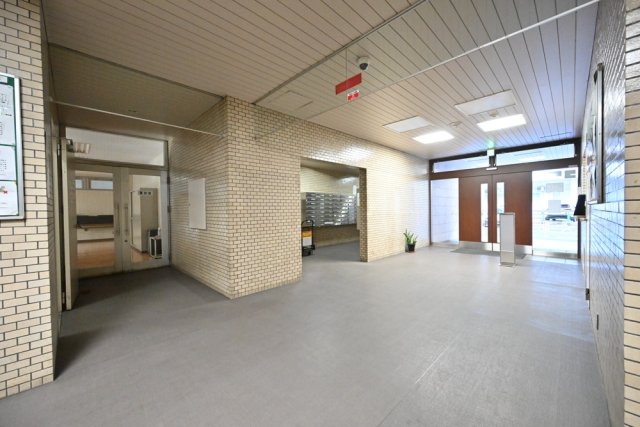 ダイアパレス鶴見第２1階 エントランス